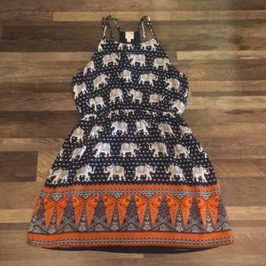 Cute summer dress size medium in perfect condition